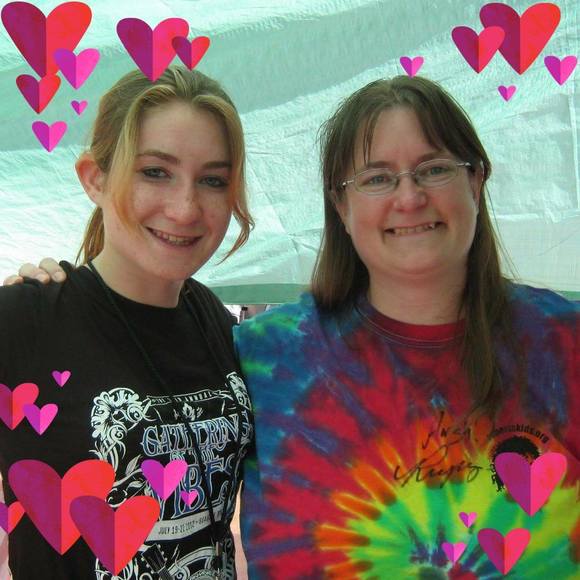 Profile Picture of Helen Kari-halwachs (@hkarihalwachs) on Poshmark