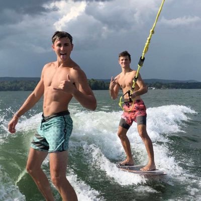 Profile Picture of Josh Dykes (@joshdykes3) on Twitter