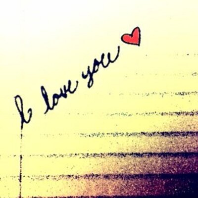 Profile Picture of Suzette Gonzalez (@Live_life_music) on Twitter