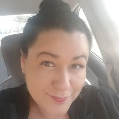 Profile Picture of Heather Bravo (@HeatherBravo8) on Twitter