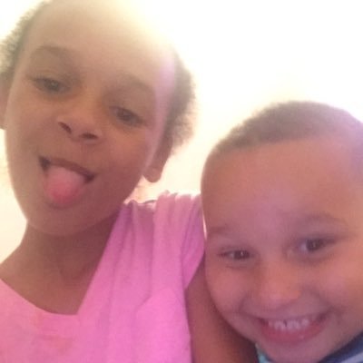 Profile Picture of Ami Zielinski (@zielinski_ami) on Twitter