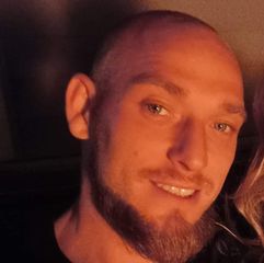 Profile Picture of David Schoenfeld (@@davidschoenfeld) on Tiktok