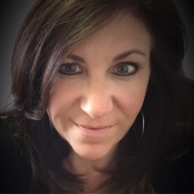 Profile Picture of Amy Skiles (@amymskiles) on Twitter