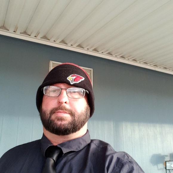 Profile Picture of Chris Kinney (@coein07) on Poshmark