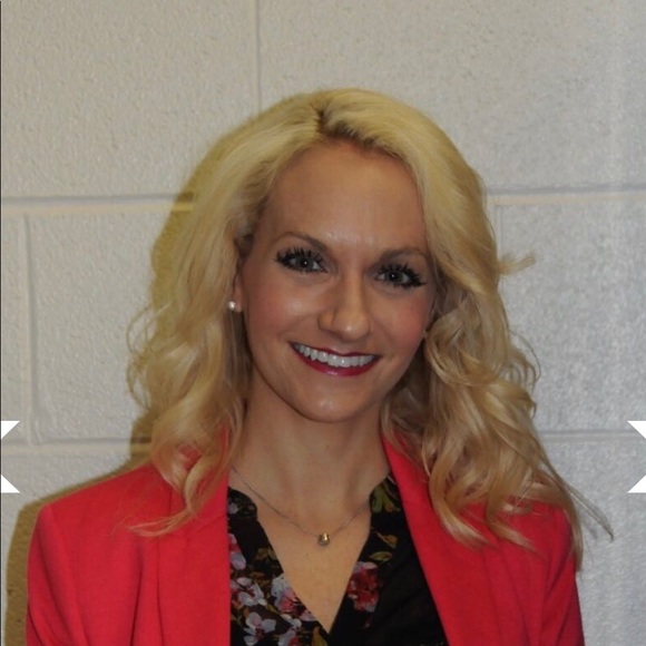 Profile Picture of Keisha Stewart (@kstewart0811) on Poshmark