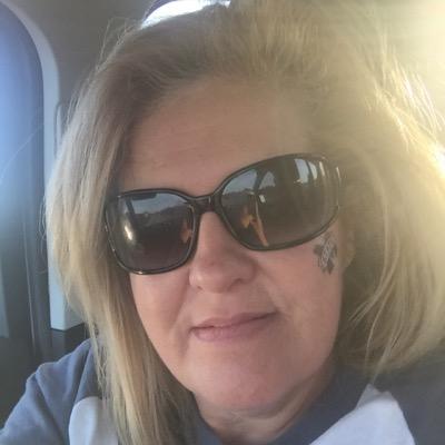 Profile Picture of Robin Benson (@rbenson34) on Twitter