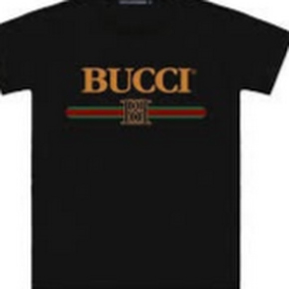 Profile Picture of Aaron Bouchard (@asdfghjkvcdfghj) on Poshmark