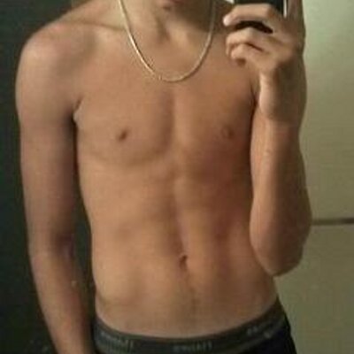 Profile Picture of Kevin McKeen (@KMcKeeN85) on Twitter
