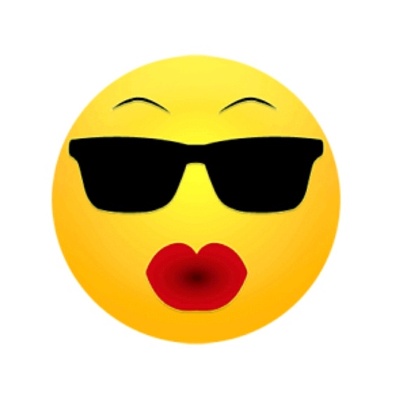 Profile Picture of Patricia Rosado (@bissrosado) on Poshmark