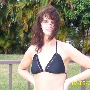 Profile Picture of April Piasecki (@almali) on Myspace