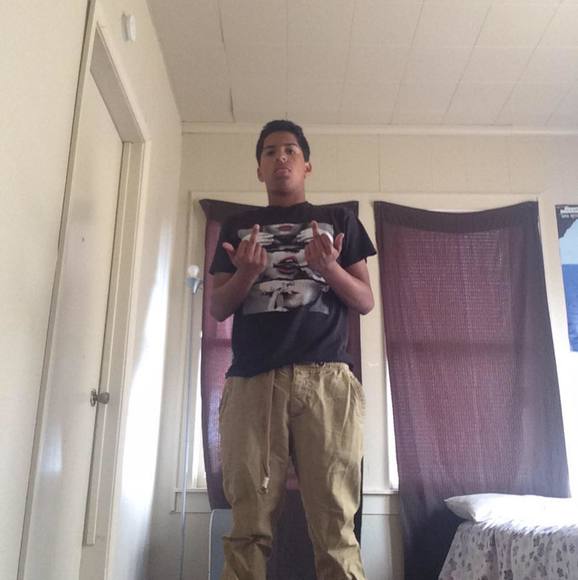 Profile Picture of Joshua Lizama (@joshua_4231) on Poshmark