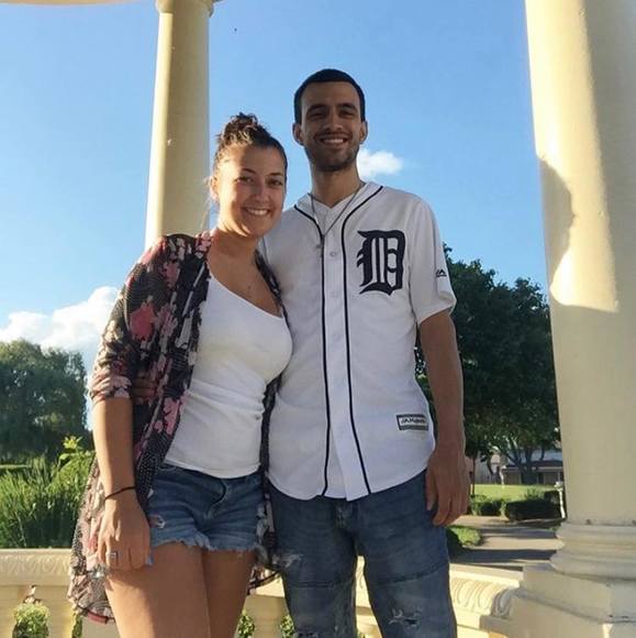 Profile Picture of Mase Arvanitidis (@mase1024) on Poshmark