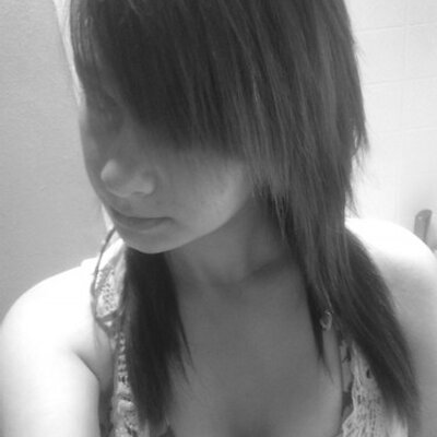 Profile Picture of Jess Perry (@Dark_Raven_Jess) on Twitter