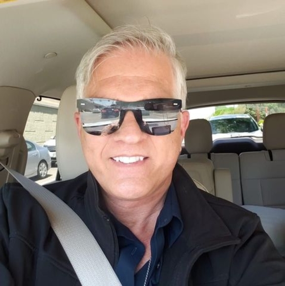 Profile Picture of Curtis Dotson (@cdotson716) on Poshmark