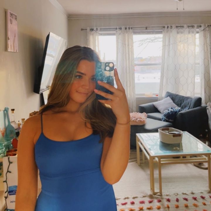 Profile Picture of Lindsey (@lindsahern) on Tiktok