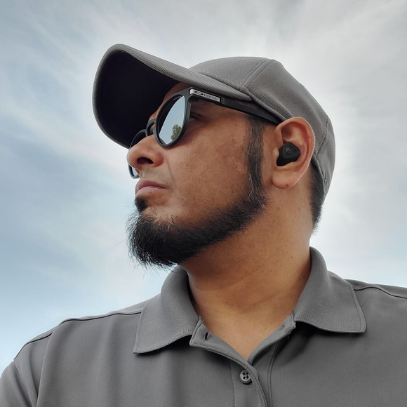 Profile Picture of David Sais (@davidsais) on Poshmark