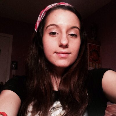 Profile Picture of Catherine Brissette (@False_Japonese) on Twitter