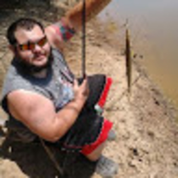 Profile Picture of Johnny Mcmackin (@johnnymcmackin) on Poshmark
