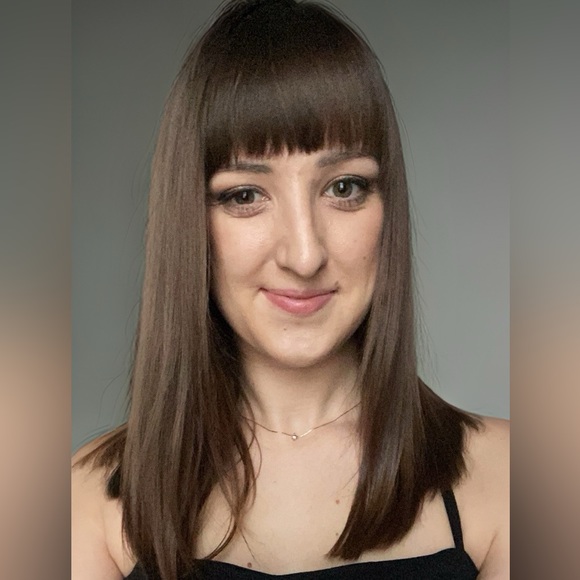 Profile Picture of Dovile Zavistauskaite (@dovile) on Poshmark