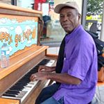 Profile Picture of Lloyd Tate (@lloyd.tate6199) on Instagram