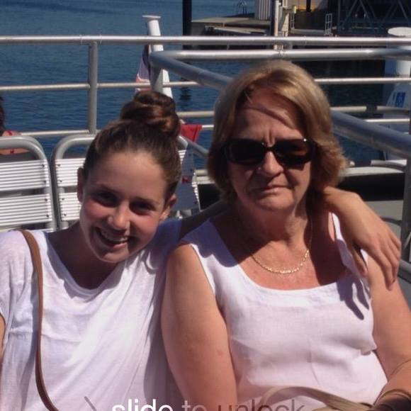 Profile Picture of Carol Watts (@carolwatts730) on Poshmark