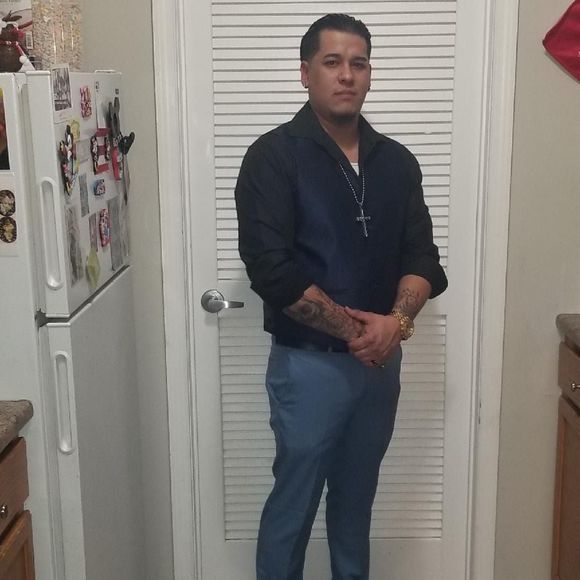 Profile Picture of Jesse Beanz (@beanz2117) on Poshmark