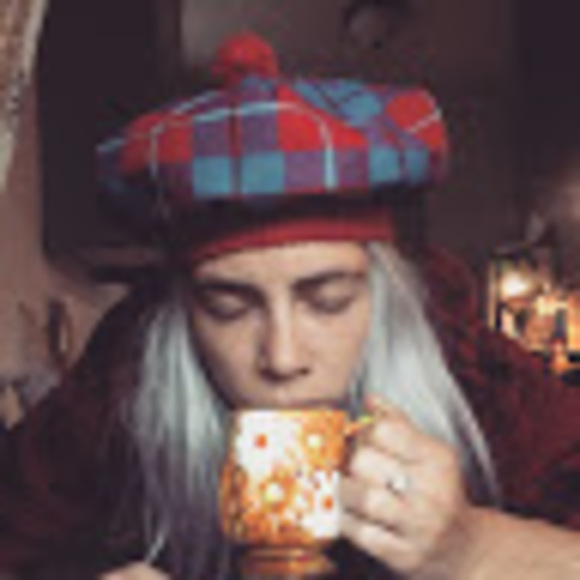 Profile Picture of Jonnie l. Baldwin (@jonnieleebald) on Poshmark