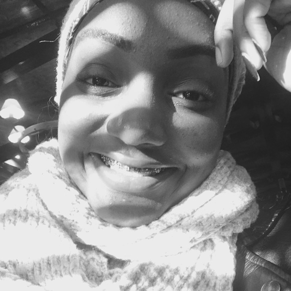 Profile Picture of Imani James (@jamesima) on Poshmark