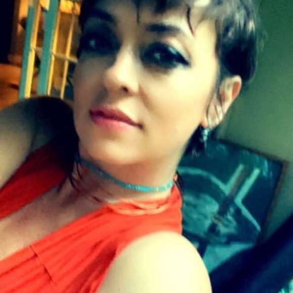 Profile Picture of Heather Clapp (@heathduff) on Poshmark