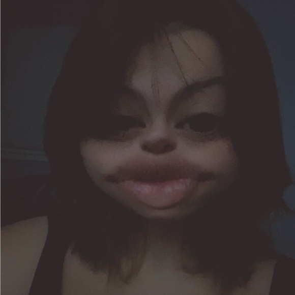 Mj Scarpone - Poshmark Profile Picture of Mj Scarpone (@lpsmj) on Poshmark