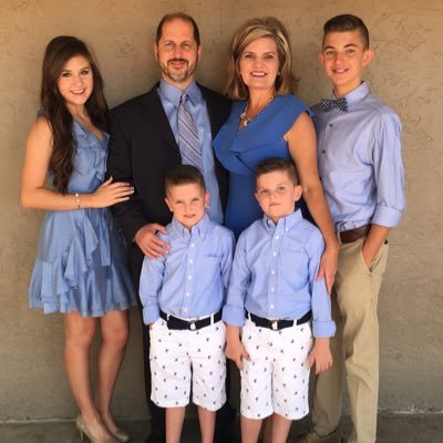 Profile Picture of Angie Frazier (@brettangief) on Twitter