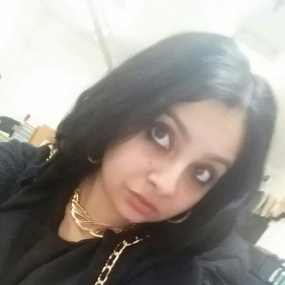 Profile Picture of Sehrish Sultan (@sehrish409) on Poshmark