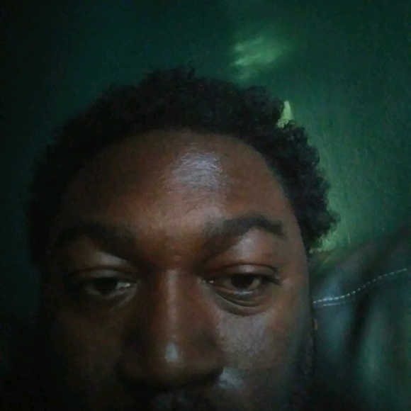 Profile Picture of Latroy Getzen (@latroy31) on Poshmark