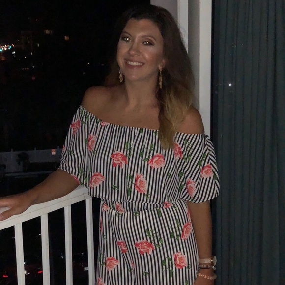 Profile Picture of Victoria Humerickhouse (@toriadavis) on Poshmark