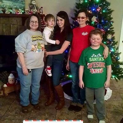 Profile Picture of Kathy Massey (@AshDanBradley14) on Twitter