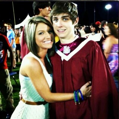 Profile Picture of Jillian Sensing (@JillianS107) on Twitter