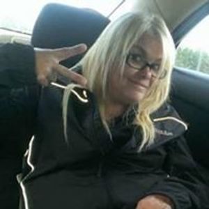 Profile Picture of Lori Riley (@lori-etta) on Myspace