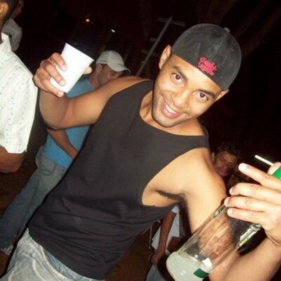 Profile Picture of Ari Ramos (@ariramos89) on Twitter