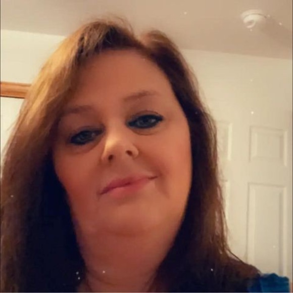 Profile Picture of Tammy Pelletier michaud (@smurfs1995) on Poshmark