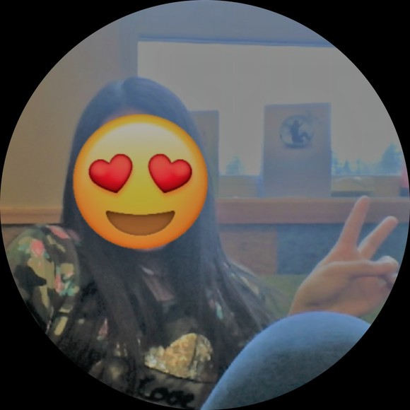 Profile Picture of Adriana Cuellar (@adrianacuell432) on Poshmark