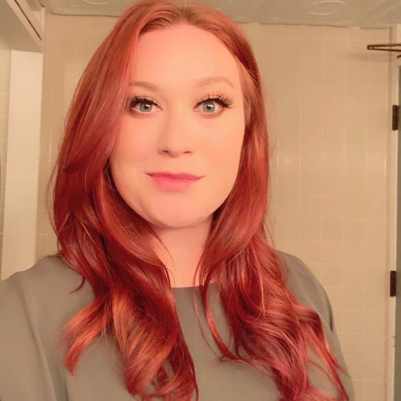 Profile Picture of Brittainey Thaxton (@brittaineyt) on Poshmark