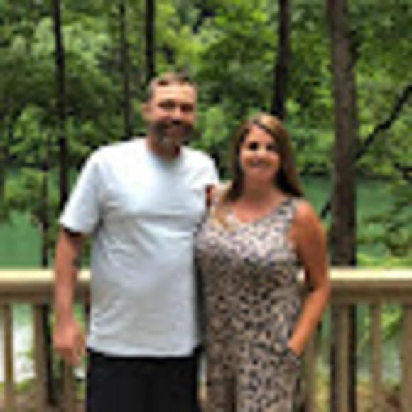 Profile Picture of Tonya Cochran (@tjc09) on Poshmark