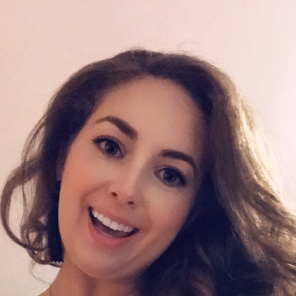Amanda Carless - Poshmark Profile Picture of Amanda Carless (@aacarless) on Poshmark