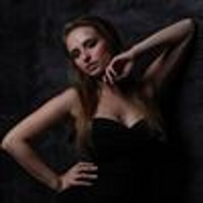 Profile Picture of Leonor Pereira (@Julia_erk) on Twitter