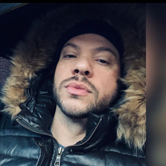 Profile Picture of Adam Avitabile (@a_avit79) on Poshmark