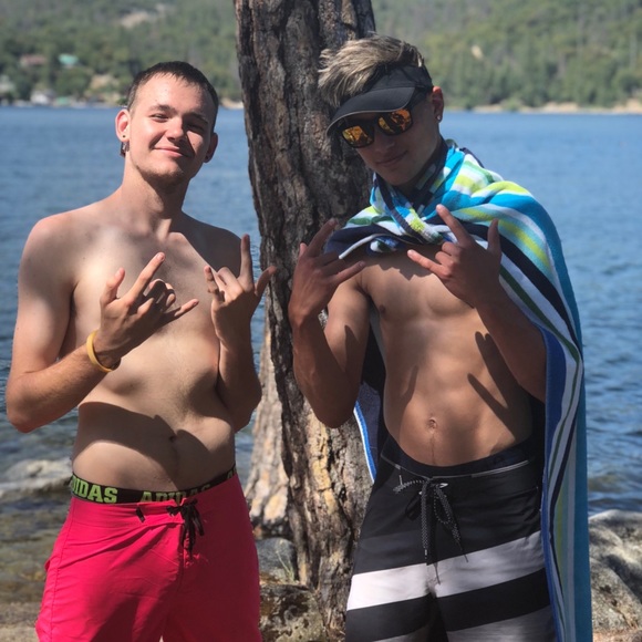 Profile Picture of Steven Cagle (@steven4312) on Poshmark