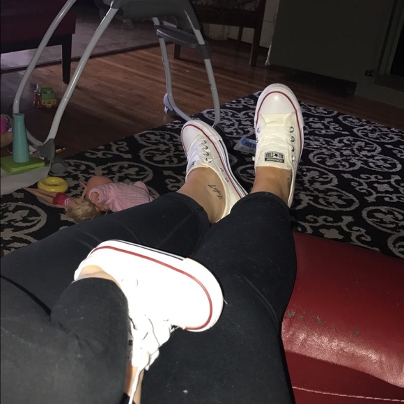 Profile Picture of Mackenzie Garrison (@kenzie_g1) on Poshmark