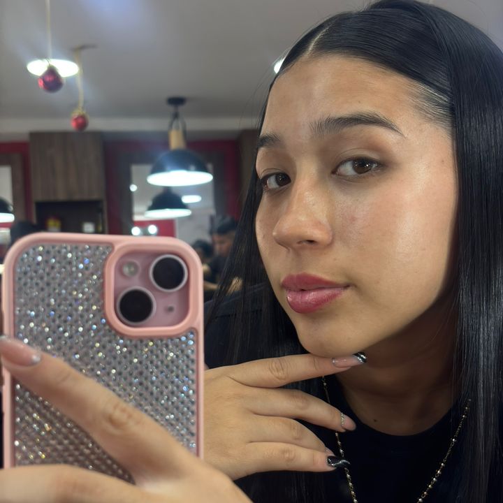 Profile Picture of Lina.Rojas12 (@lina.rojas12) on Tiktok