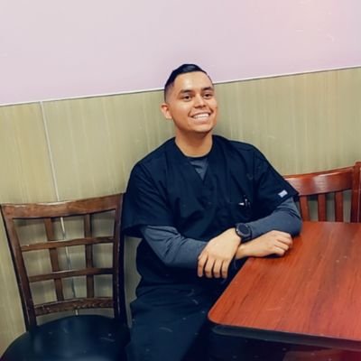 Profile Picture of Rob (@robertmorales35) on Twitter