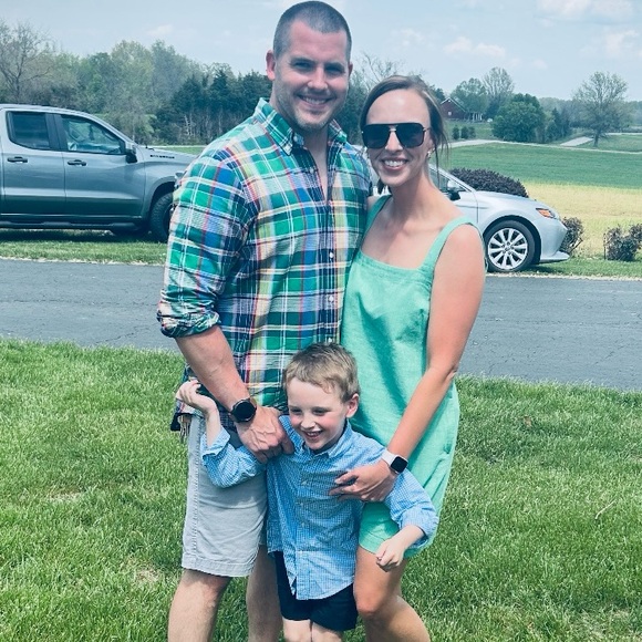 Profile Picture of Stephen Clements (@stephencleme697) on Poshmark